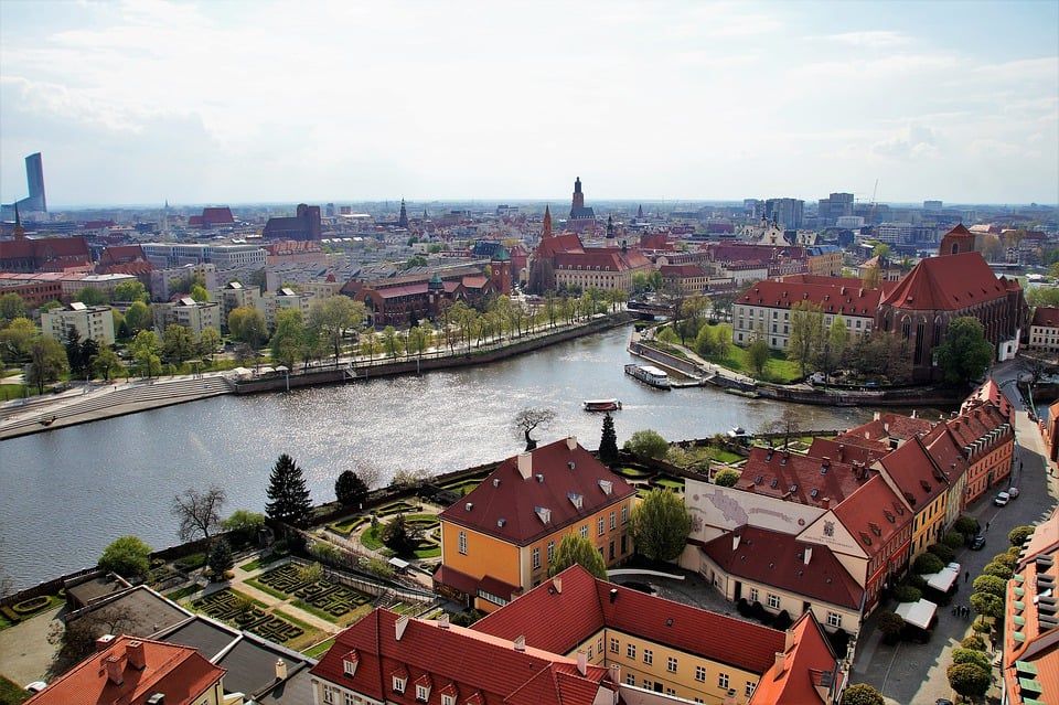 Jak odkryć miasto inaczej? Nietuzinkowe pomysły na zwiedzanie